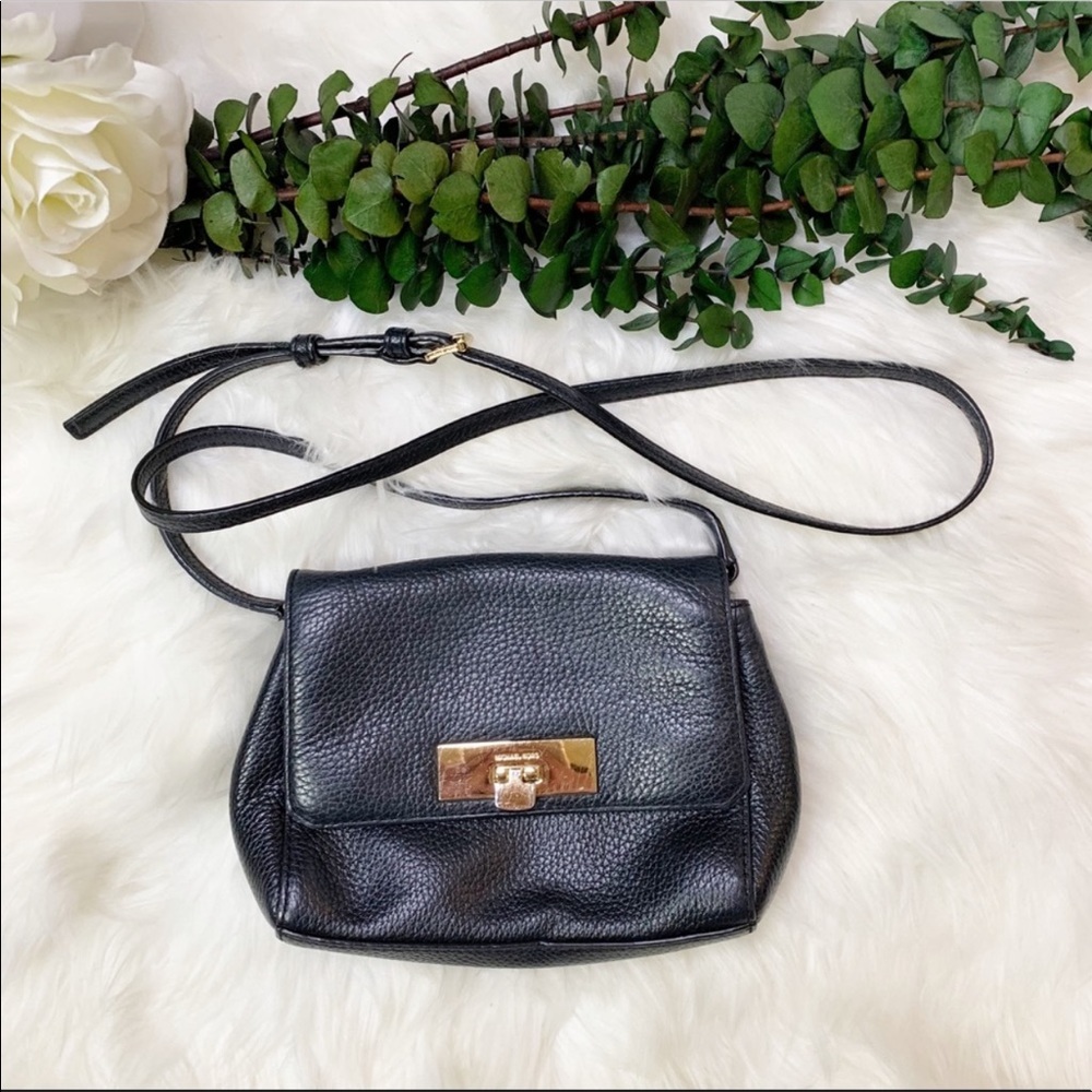 Pebbled Leather Crossbody Michael Kors Callie